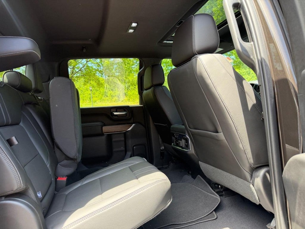 2020 Chevrolet Silverado 2500HD 4WD Crew Cab 159" High Country