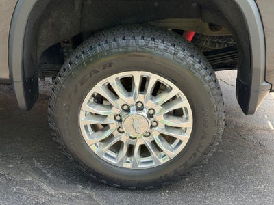 2020 Chevrolet Silverado 2500HD 4WD Crew Cab 159" High Country