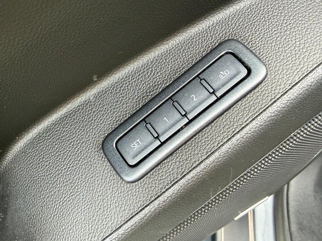 2020 GMC Yukon XL 2WD 4dr Denali