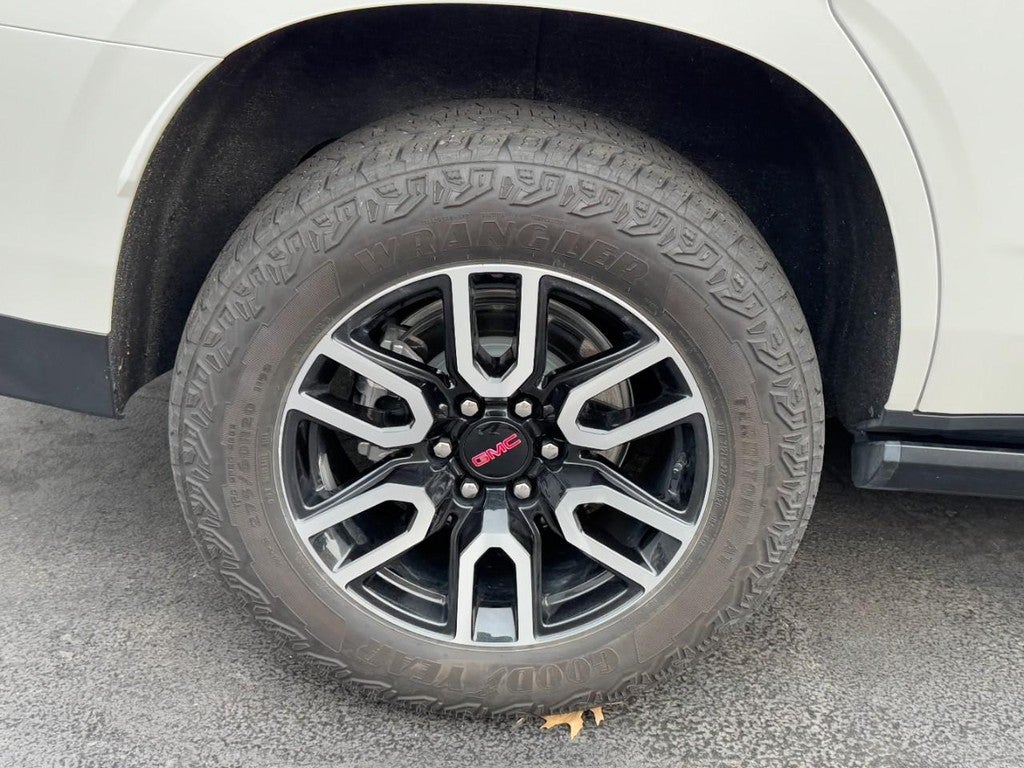2024 GMC Yukon 4WD 4dr AT4