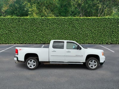 2013 GMC Sierra 2500HD 4WD Crew Cab 153.7" Denali