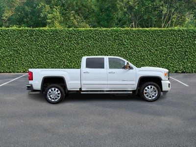 2018 GMC Sierra 2500HD 4WD Crew Cab 153.7" Denali