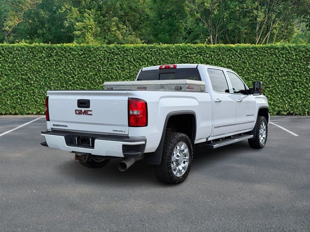 2018 GMC Sierra 2500HD 4WD Crew Cab 153.7" Denali