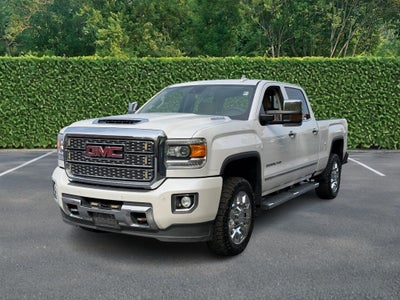 2018 GMC Sierra 2500HD 4WD Crew Cab 153.7" Denali