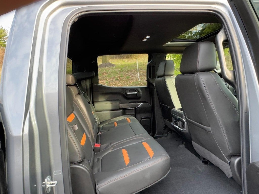 2022 GMC Sierra 1500 Limited 4WD Crew Cab 147" AT4