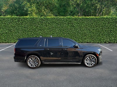 2022 Cadillac Escalade ESV 4WD 4dr Sport