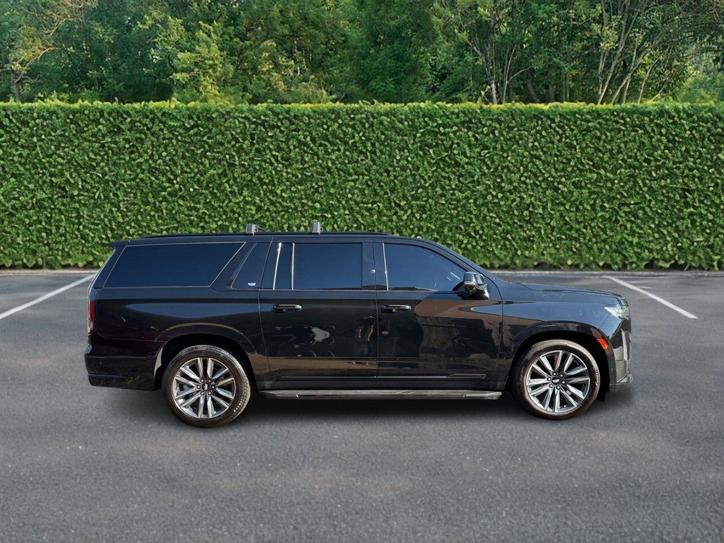 2022 Cadillac Escalade ESV 4WD 4dr Sport