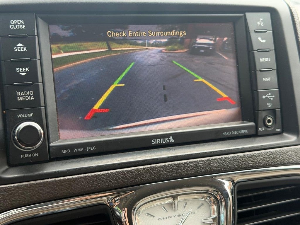 2012 Chrysler Town & Country 4dr Wgn Touring-L