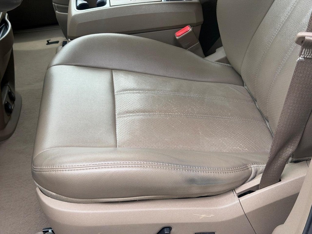 2012 Chrysler Town & Country 4dr Wgn Touring-L