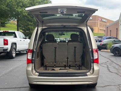 2012 Chrysler Town & Country 4dr Wgn Touring-L