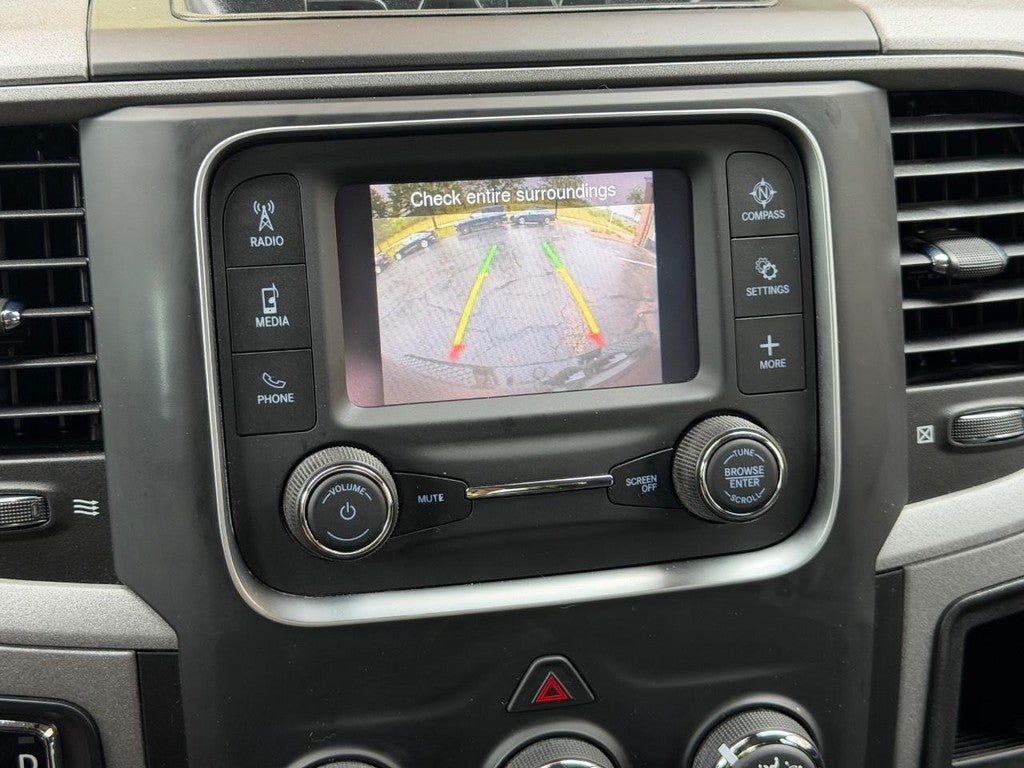 2021 RAM 1500 Classic Tradesman 4x4 Crew Cab 5'7" Box