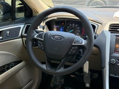 2013 Ford Fusion 4dr Sdn SE FWD
