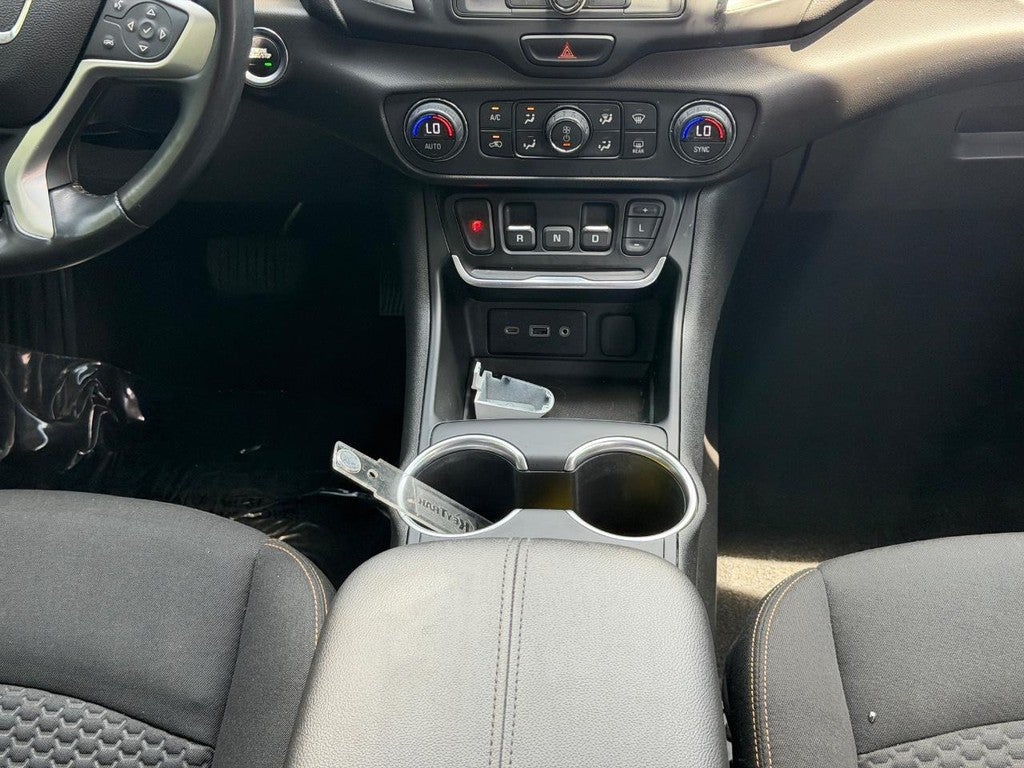 2020 GMC Terrain FWD 4dr SLE