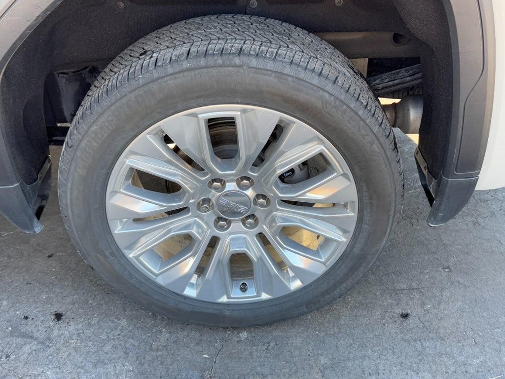 2021 GMC Sierra 1500 4WD Crew Cab 147" Denali