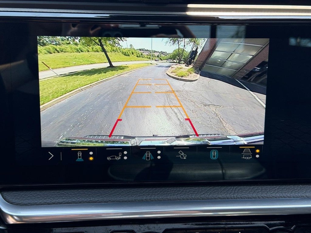 2023 GMC Sierra 1500 4WD Crew Cab 147" Denali