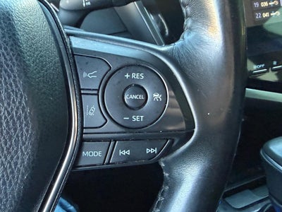 2019 Toyota Camry SE Auto (Natl)