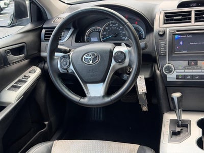2014 Toyota Camry 4dr Sdn I4 Auto SE (Natl)