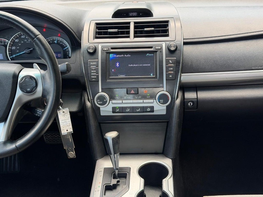 2014 Toyota Camry 4dr Sdn I4 Auto SE (Natl)