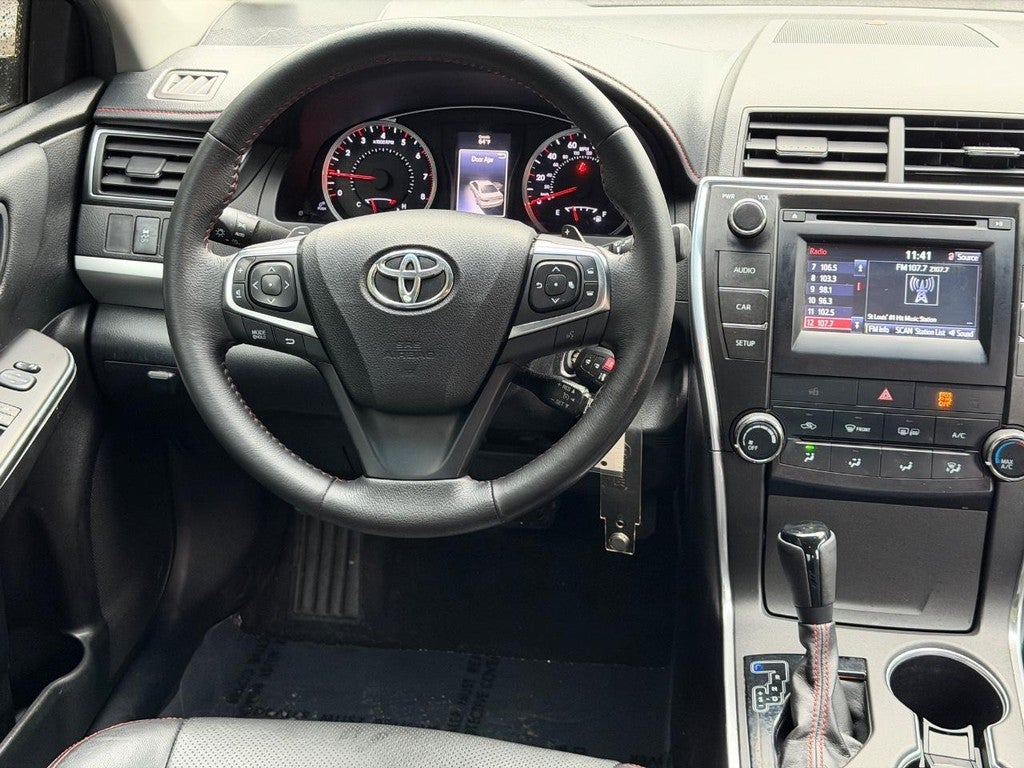 2015 Toyota Camry 4dr Sdn I4 Auto SE (Natl)