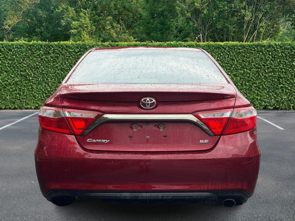 2015 Toyota Camry 4dr Sdn I4 Auto SE (Natl)