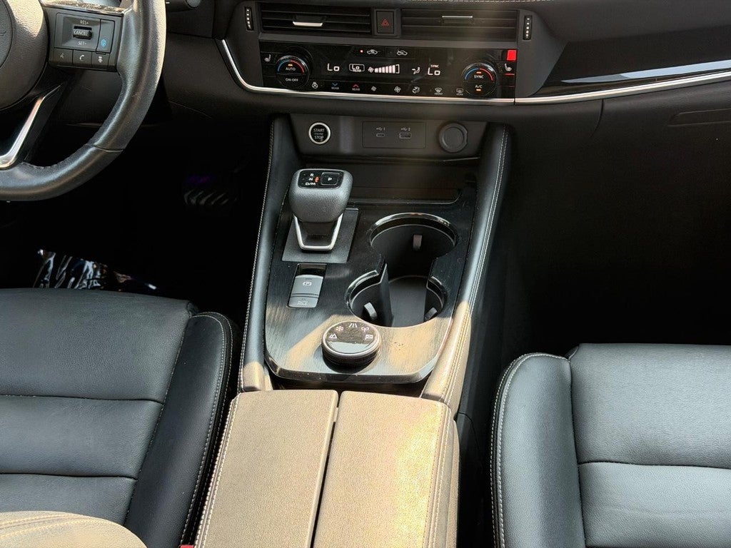 2023 Nissan Rogue AWD SL