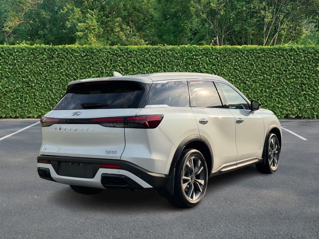 2024 INFINITI QX60 LUXE AWD