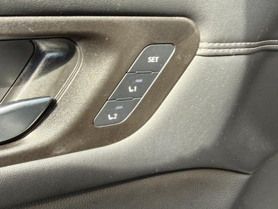 2024 Nissan Pathfinder Platinum 4WD