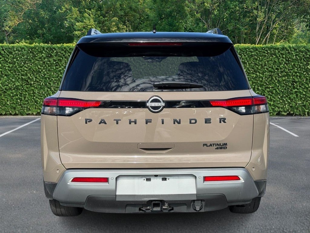 2024 Nissan Pathfinder Platinum 4WD