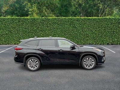 2023 Toyota Highlander AWD (Natl)