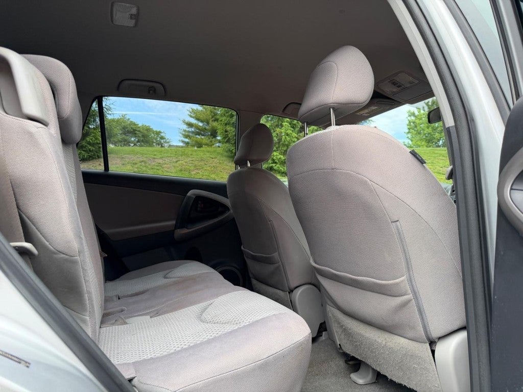 2008 Toyota RAV4 FWD 4dr 4-cyl 4-Spd AT (Natl)