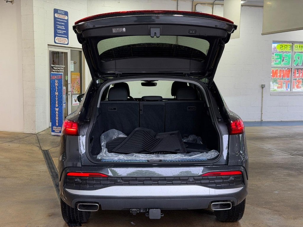 2025 Audi Q5 Premium 2.0 TFSI quattro