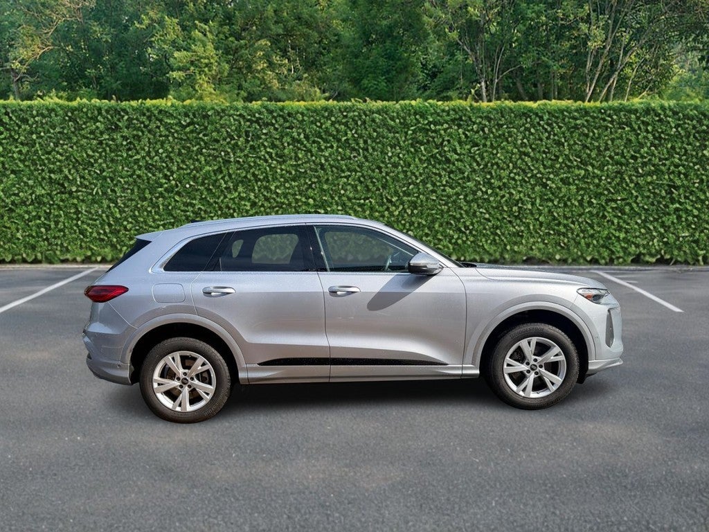 2025 Audi Q5 Premium 2.0 TFSI quattro