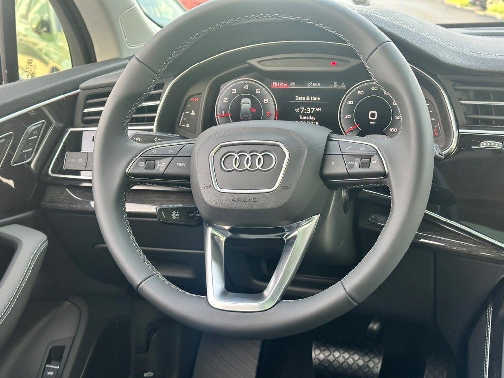 2026 Audi Q7 Premium Plus 45 quattro