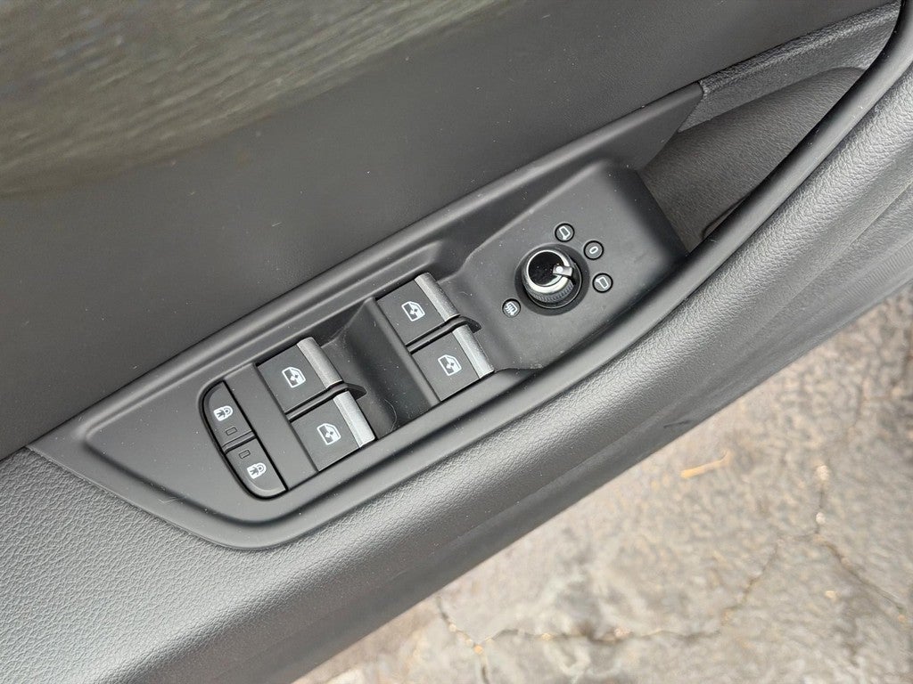 2023 Audi A4 Sedan S line Premium 45 TFSI quattro