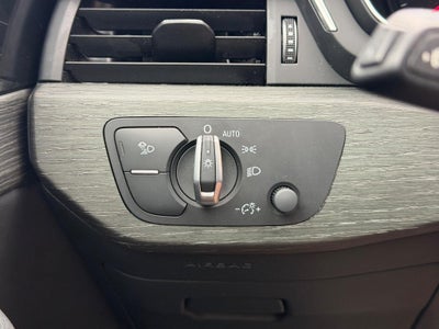 2023 Audi A4 Sedan S line Premium 45 TFSI quattro